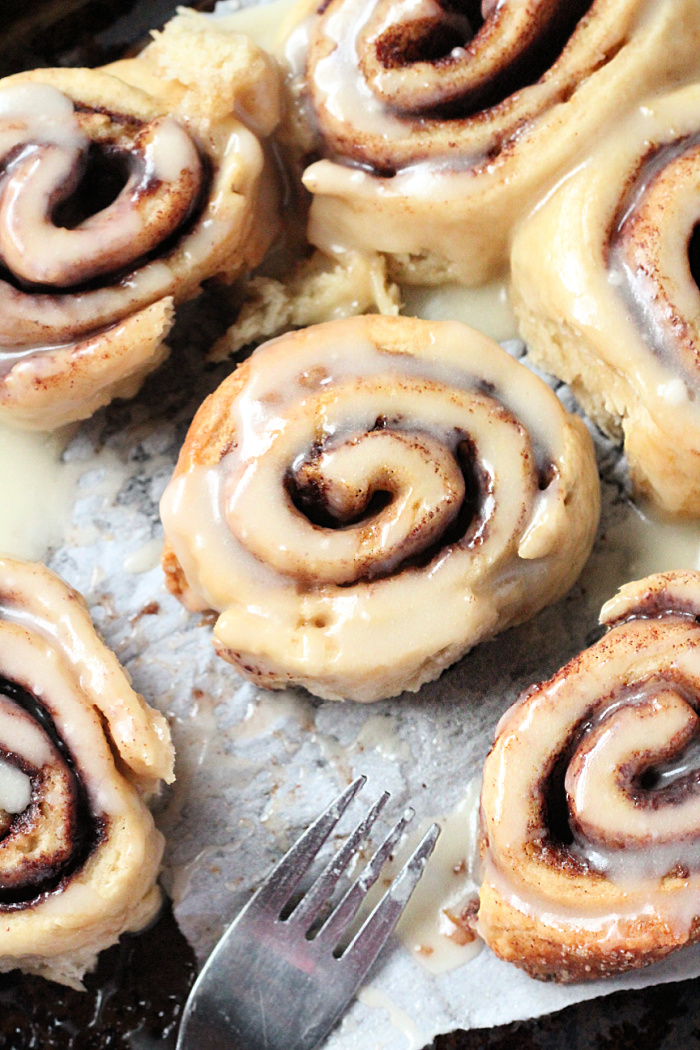 Slow Cooker Self Rising Flour Cinnamon Rolls- Big Green House