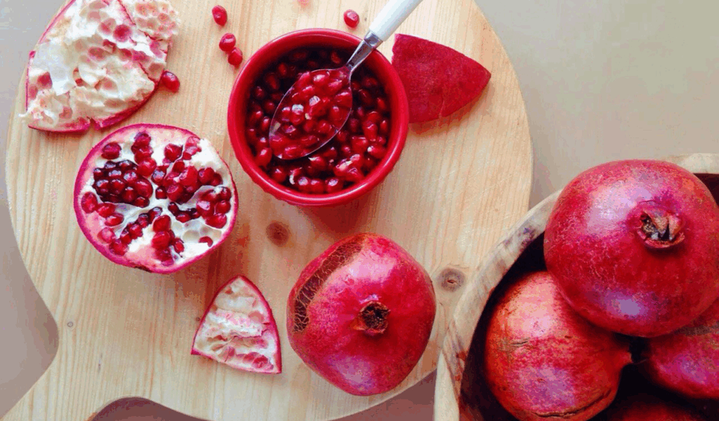 Pomegranate (Seeds / Molasses)