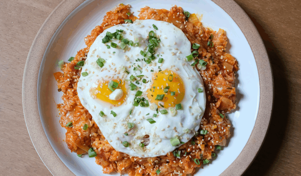 Kimchi Fried Rice (Kimchi Bokkeumbap)
