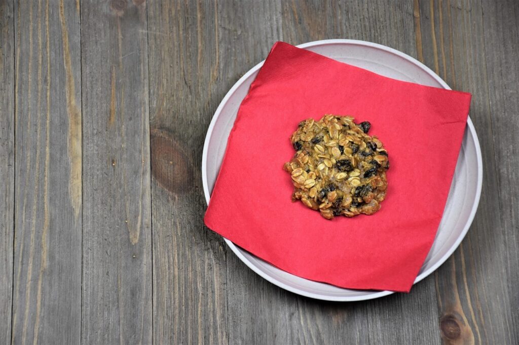 Oatmeal Raisin Cookie