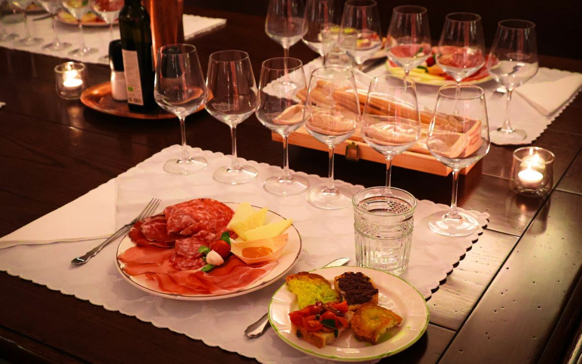 9 Salty Snacks That Pair Surprisingly Well With Wine