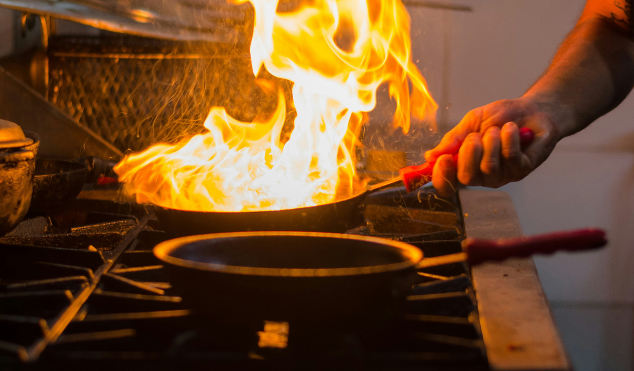 11 Kitchen Habits That Annoy Every Professional Chef