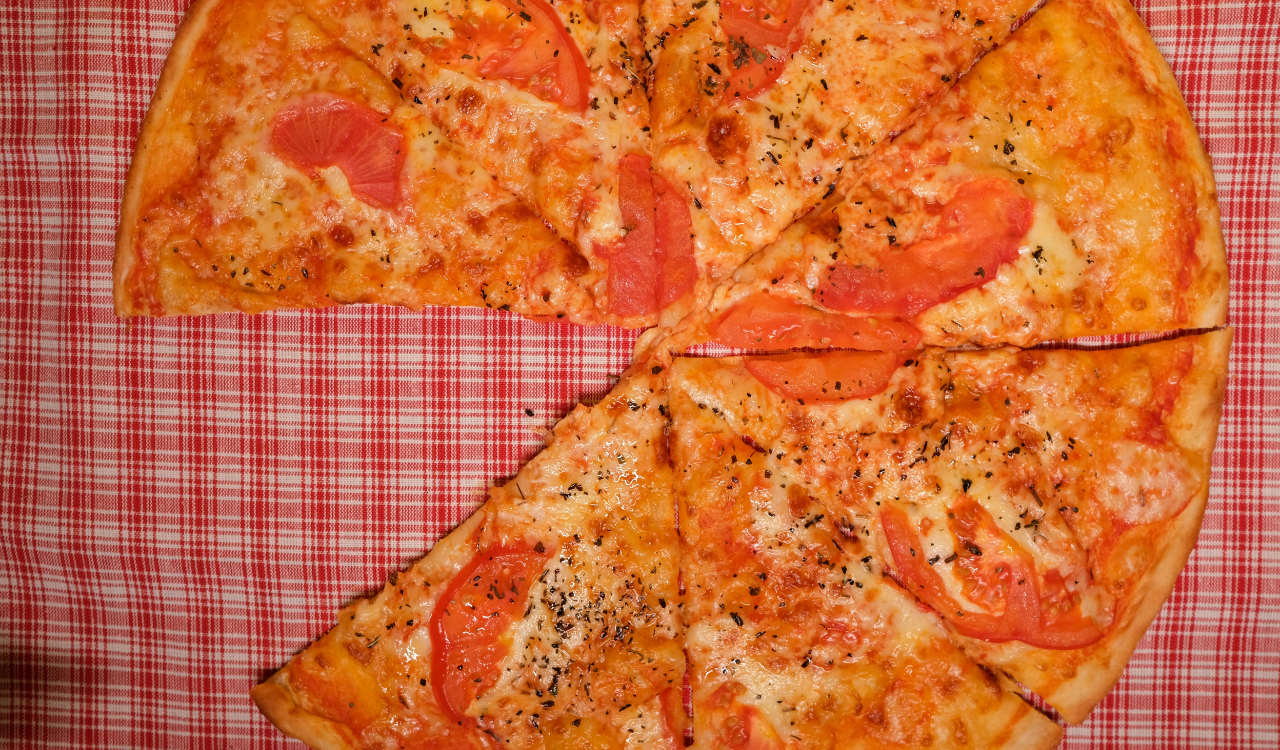 11 Home Pizza Tweaks That Rival Local Pizzerias