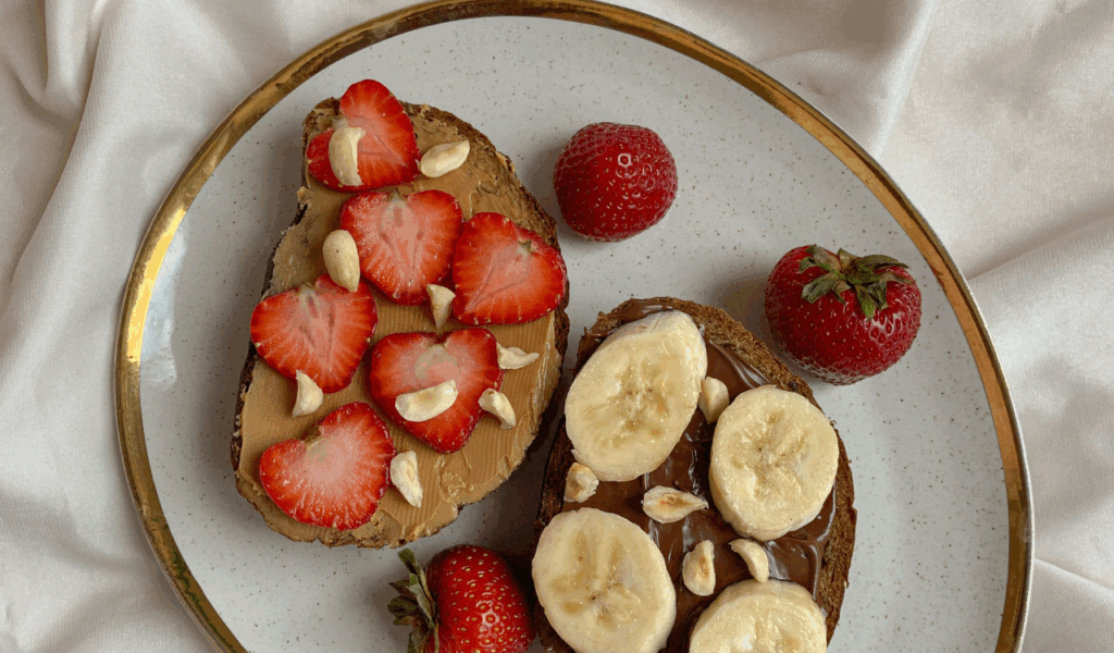 10 Everyday Fruits That Actually Work in Savory Dishes