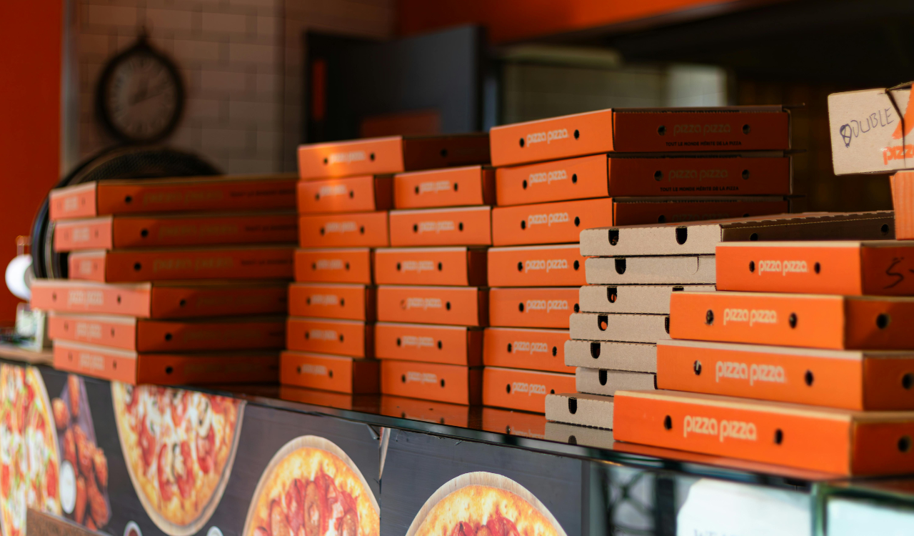 10 Pizza Chains Americans Can’t Stop Ordering From