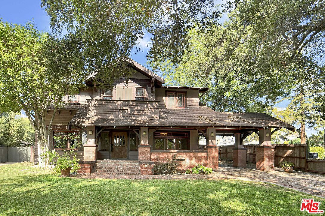 1910 Craftsman Estate in South Pasadena, California, With Coffered Ceilings, a Grand Carriage House, and a Sparkling Pool