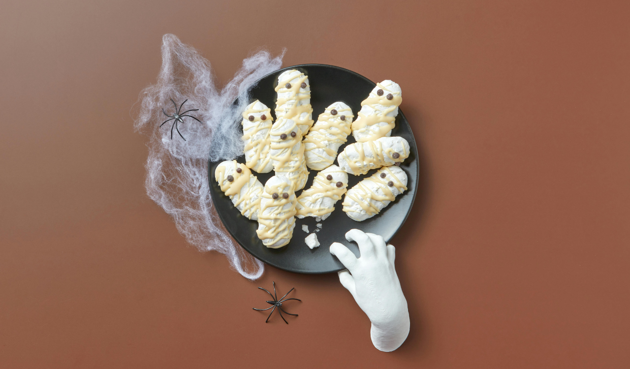 Kick Off Your Halloween Party With These Spooktacular Appetizers