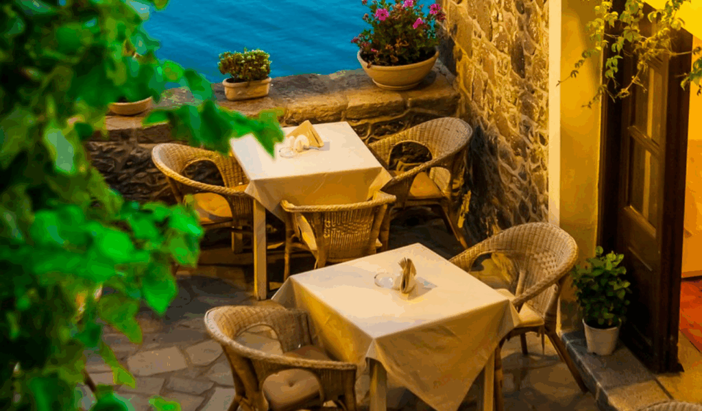 7 Defunct Restaurant Chains We Wish Would Return