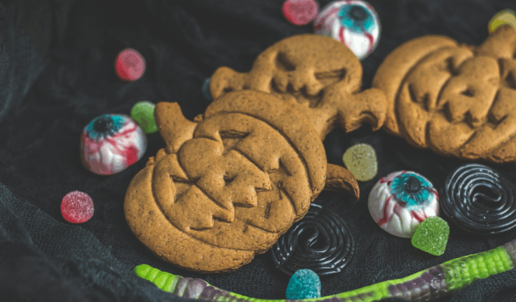 Pumpkin-Shaped Sugar Cookies