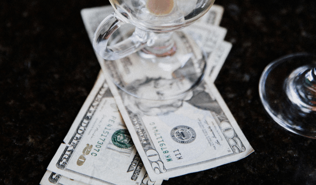 Tip Fairly and Promptly