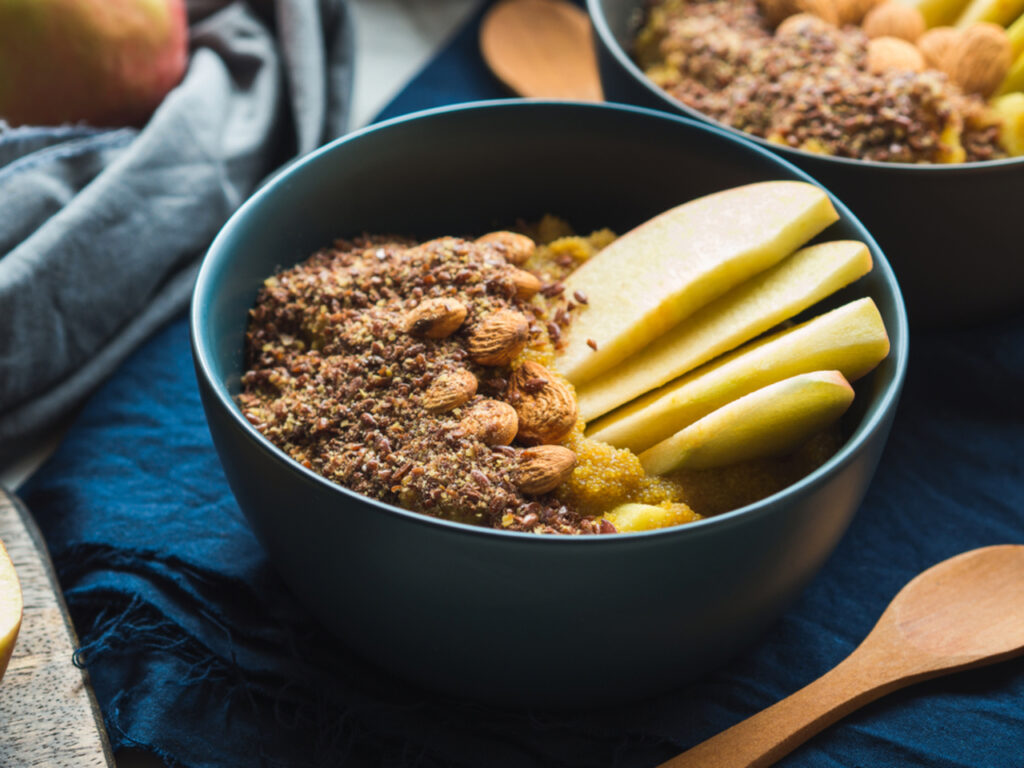 Cozy Turmeric Porridge
