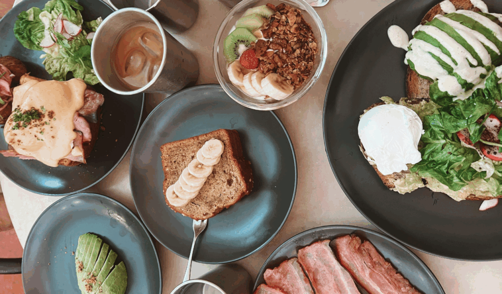 Peanut Butter, Banana, Bacon, and Granola Crunch