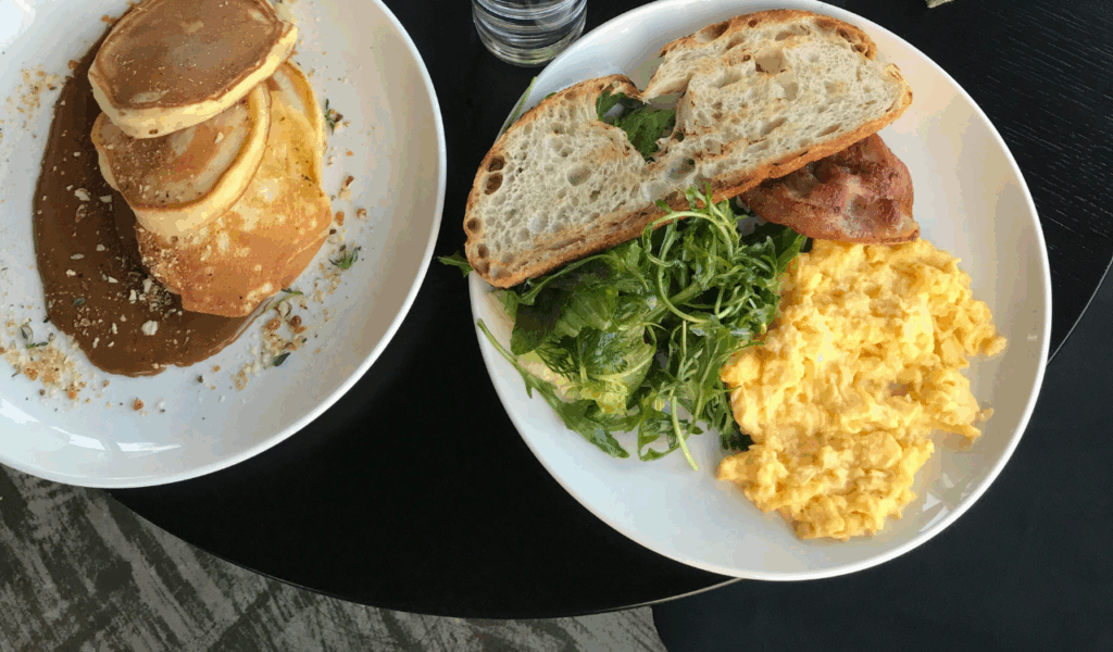 Scrambled Eggs with Spinach