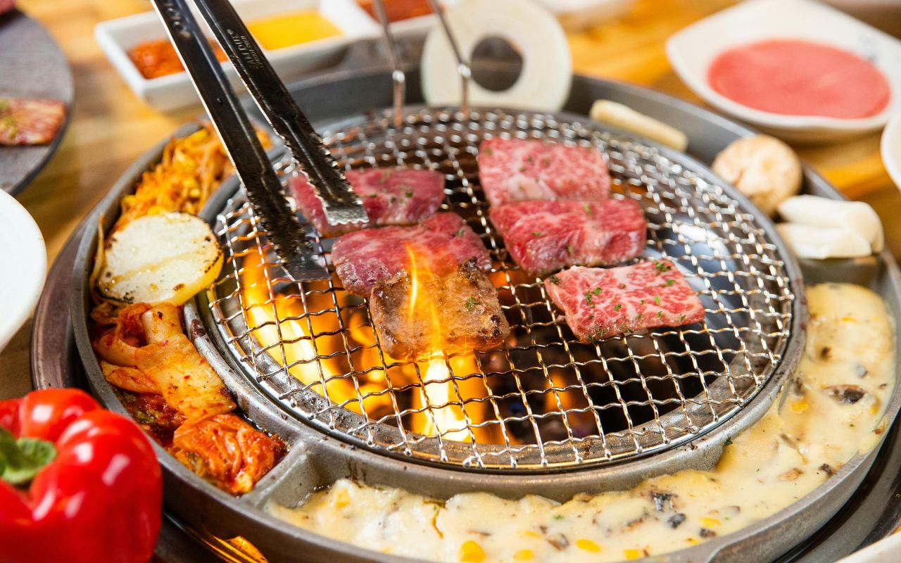 BBQ Chains with Real Smoke Flavor.