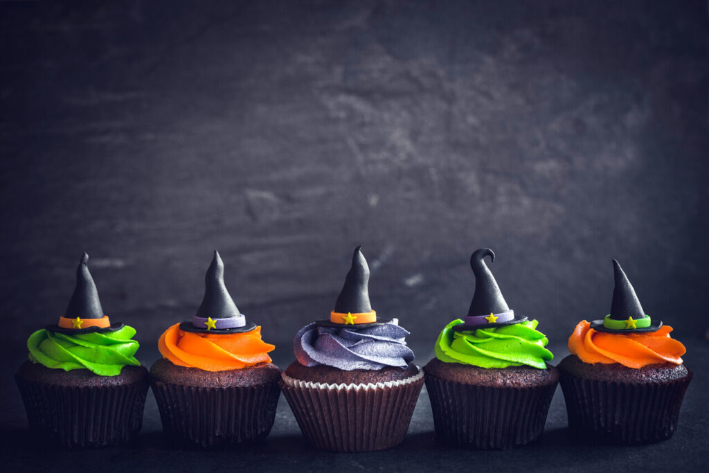 Witch hat cupcakes