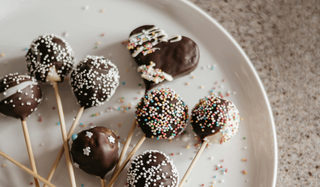 Dip and Decorate for a Gourmet Touch