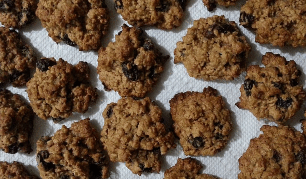 Oatmeal Raisin Cookies