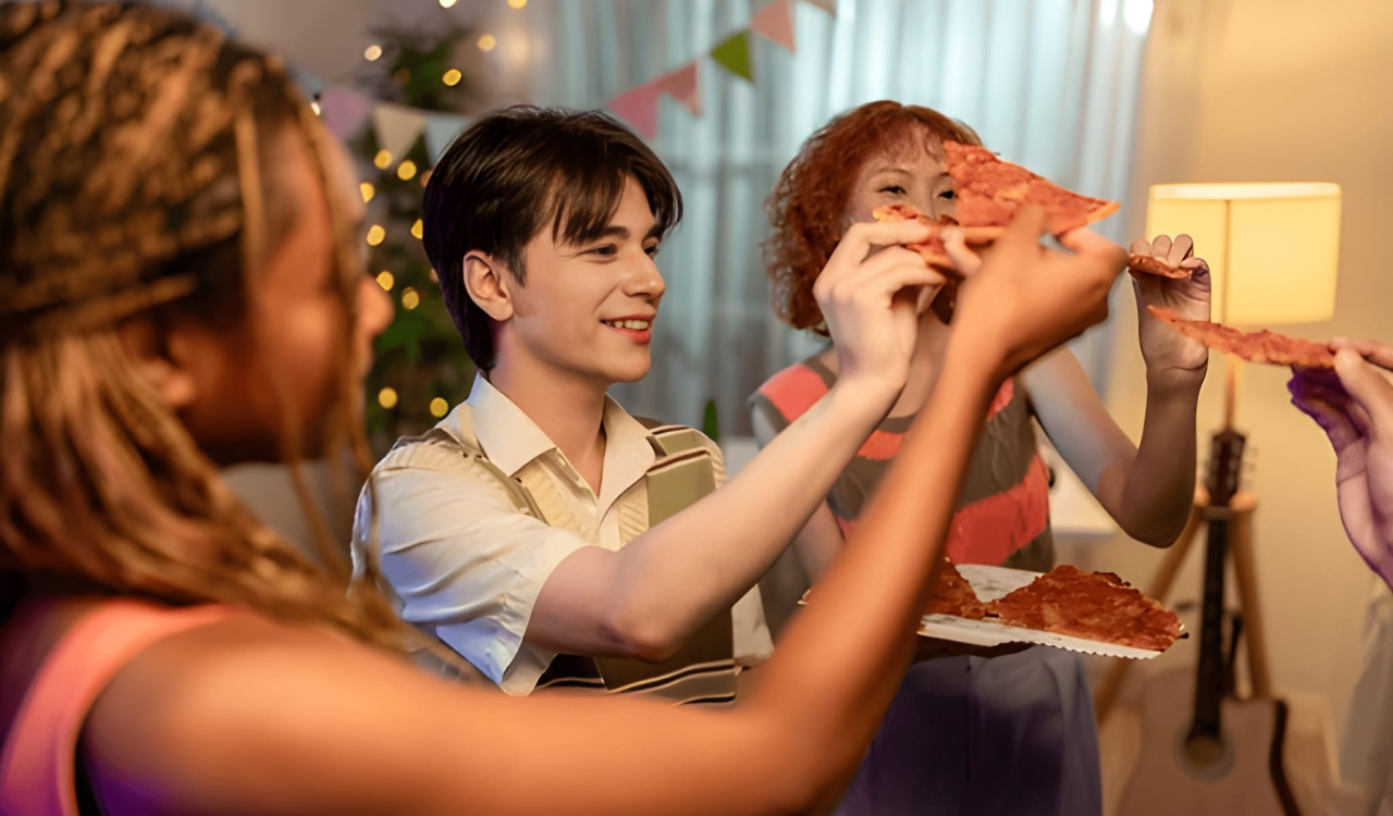 10 Dinner Table Manners Everyone Should Remember