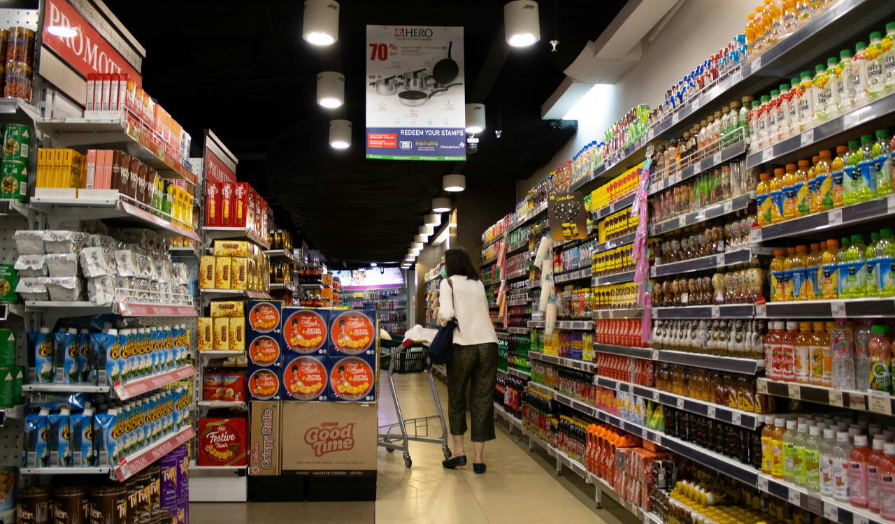 12 Grocery Swaps To Beat 2025 Price Spikes Without Losing Flavor