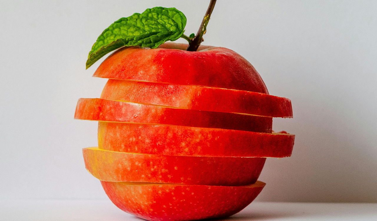 Apple Crisp Versus Apple Crumble: Which Is Easier?