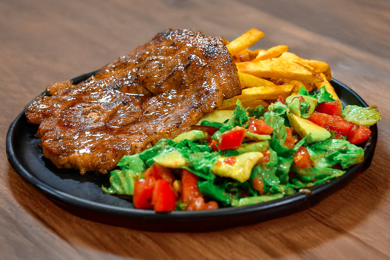 Chains Serving America’s Biggest Steaks Right Now