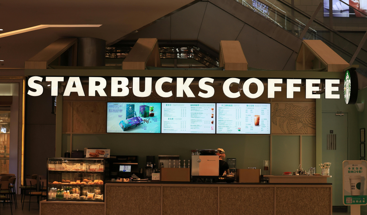 10 Coffee Chains Americans Prefer Over Starbucks
