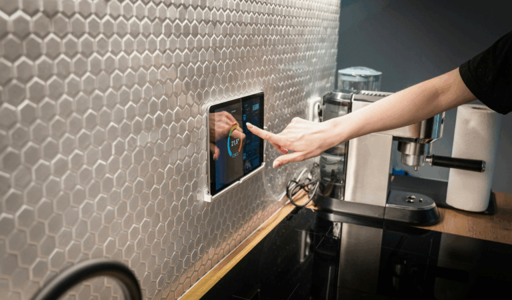 Anomalies in the host's own automation logs after cleaning or before check-in