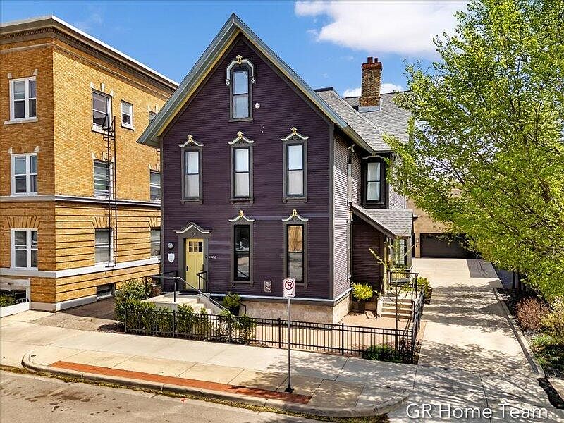 Step Inside a 1900 Historic Residence in Grand Rapids, Michigan, With Dual Buildings, Heated Driveway, and Modern Amenities