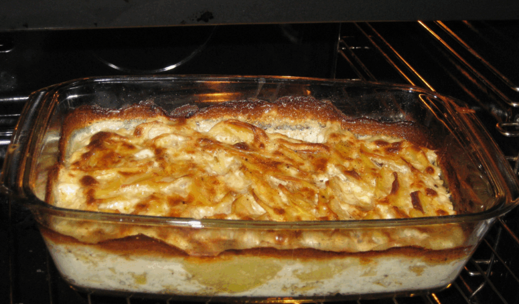 Creamy Potato and Broccoli Gratin