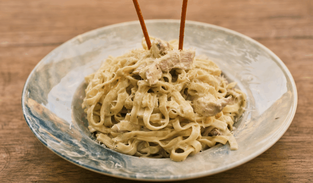 Creamy Vegan Pasta Alfredo