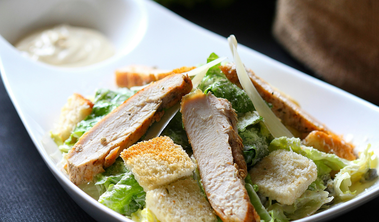 11 Tips to Make Chicken Caesar Salad Taste Restaurant Ready