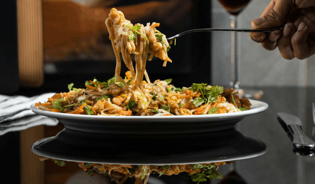 Korean Stir Fried Glass Noodles (Japchae)