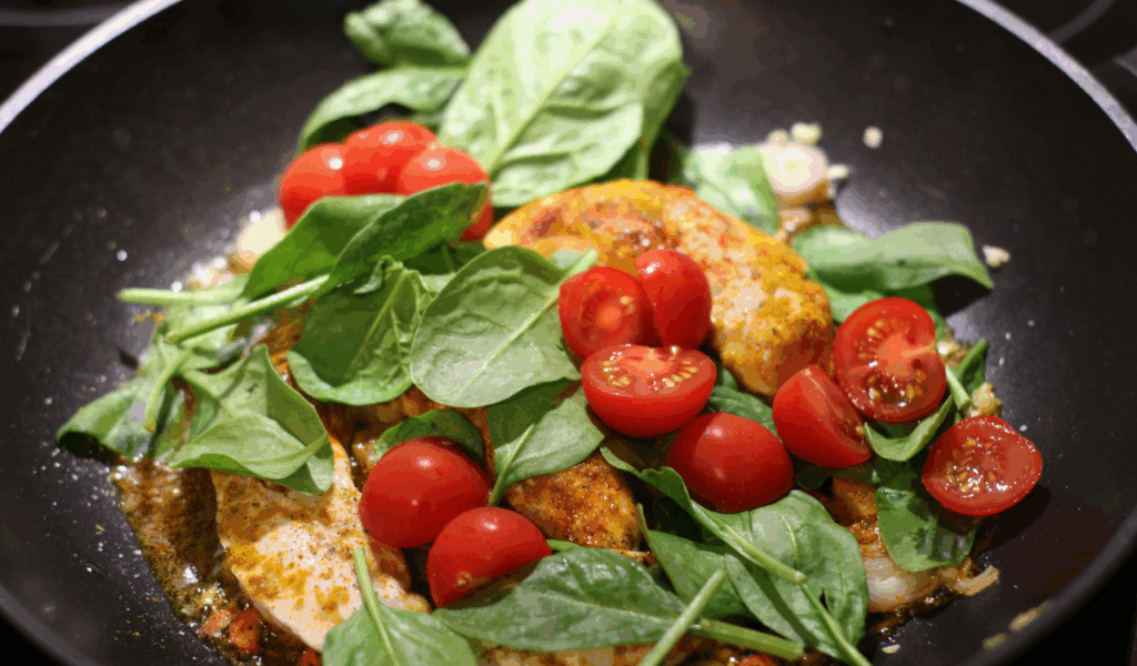 Mediterranean Chicken with Olives and Tomatoes