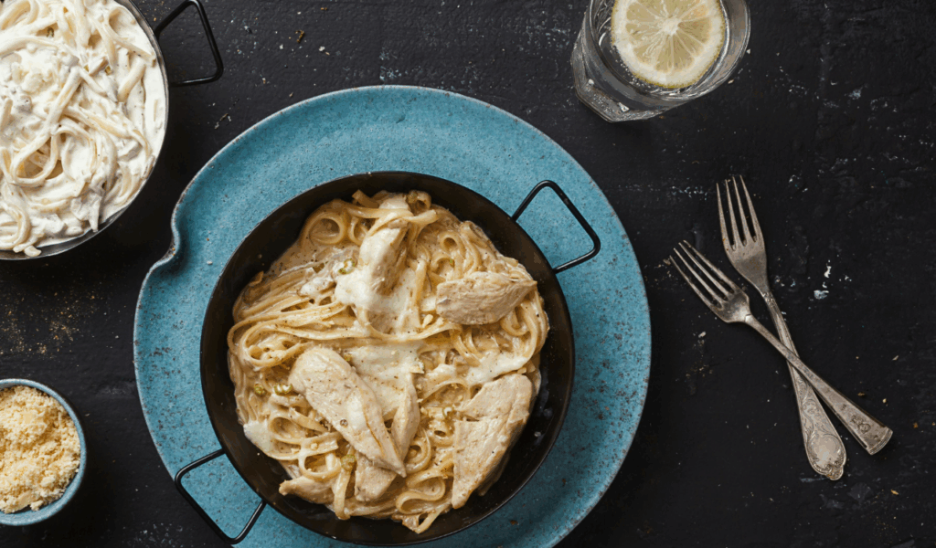 Creamy Chicken Alfredo Pasta