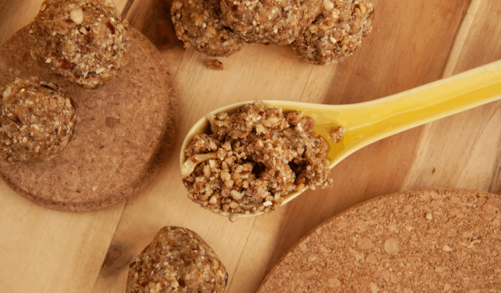 Date & Nut Energy Balls
