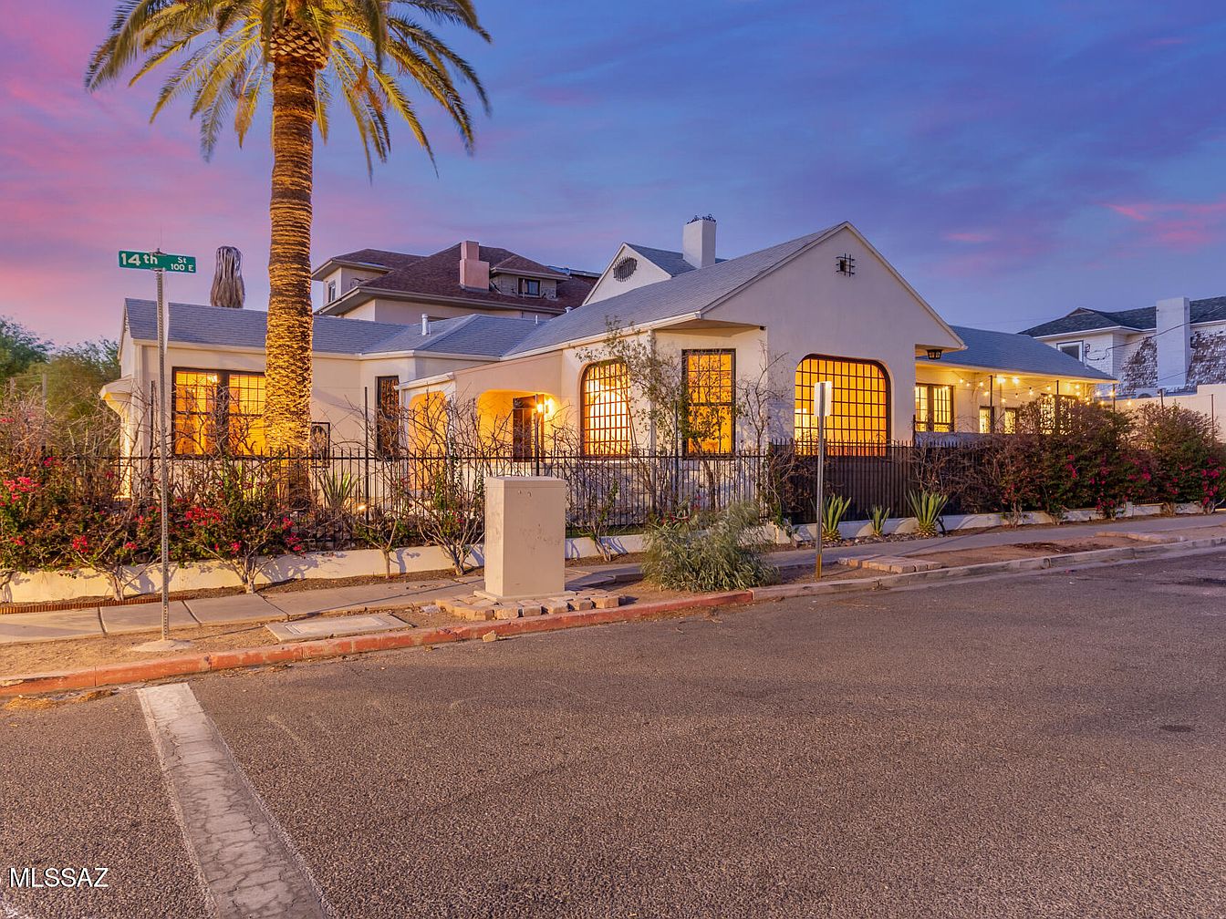 Amazing 1903 Armory Park Residence in Tucson, Arizona With Hardwood Floors, a Guest Cottage, and a Prime Downtown Location