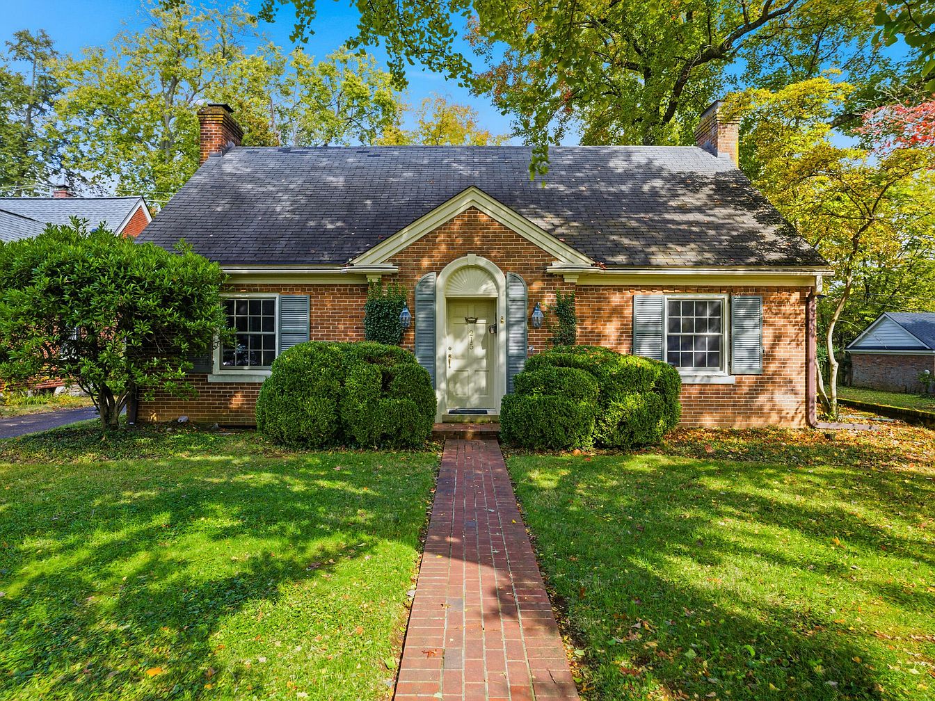 Classic 1930 Cape Cod in Lexington, Kentucky With a Rare Double Lot, Stunning Hardwood Floors, and Chevy Chase Charm
