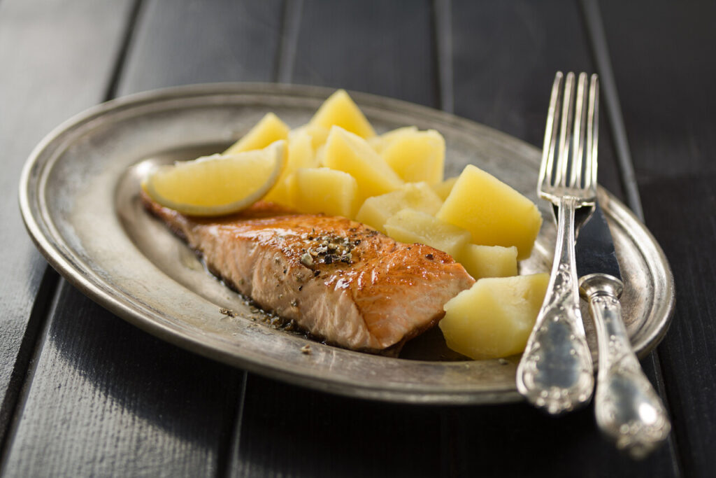 Salmon with Dill Potatoes