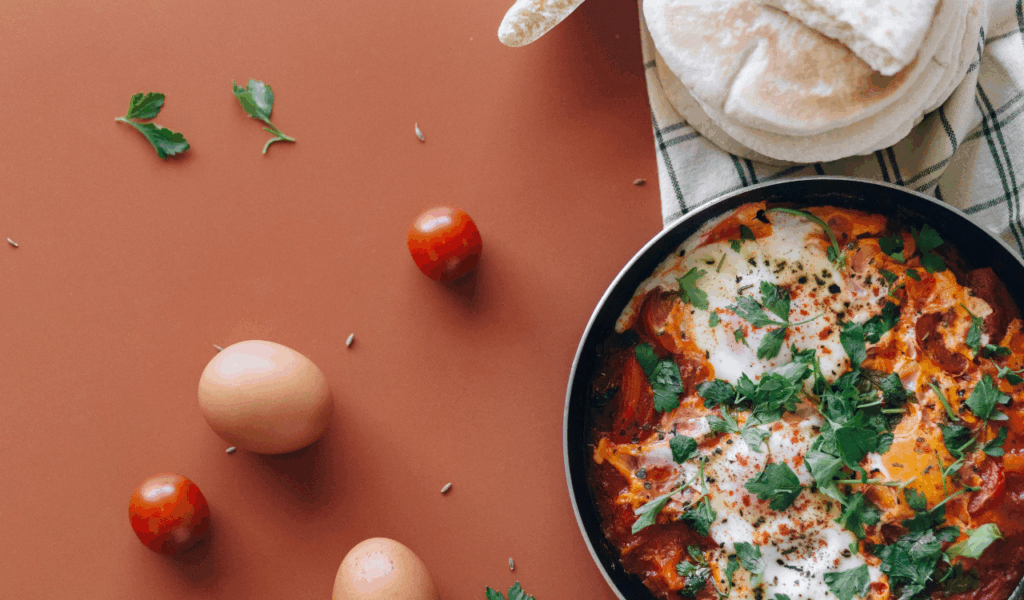 Canned Tomato Shakshuka