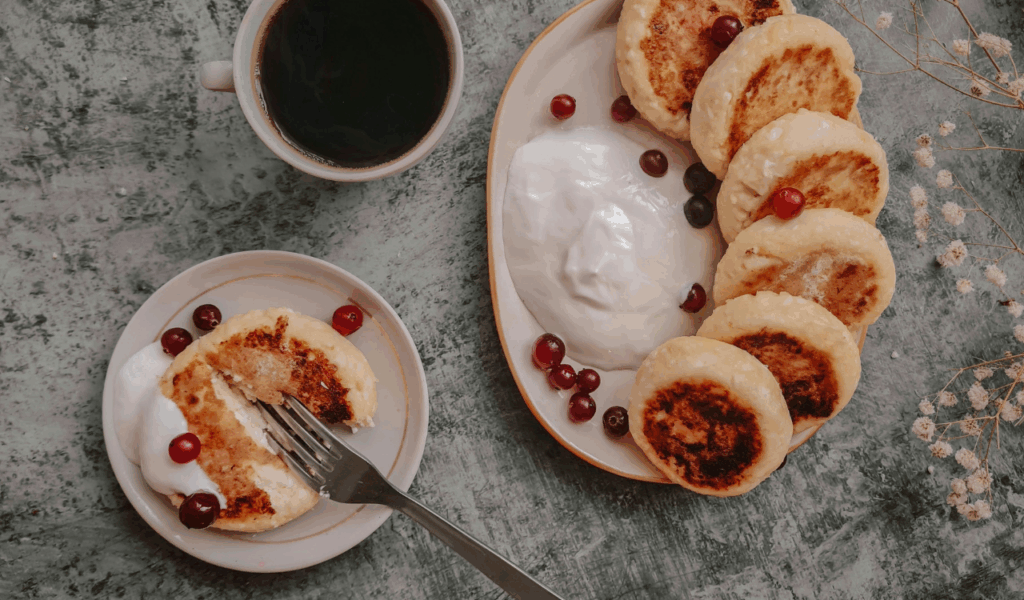 Sausage Gravy and Biscuits