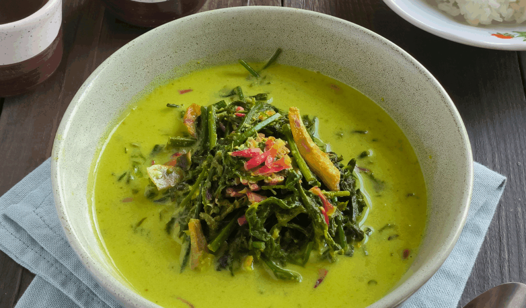 Vegetable Curry with Coconut Milk