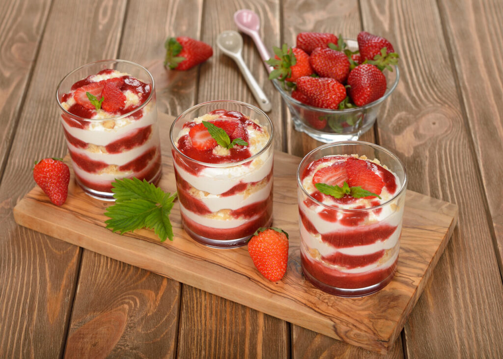 Vegan Strawberry Shortcake Parfaits