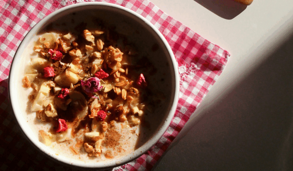 Apple-Cinnamon Comfort Bowl