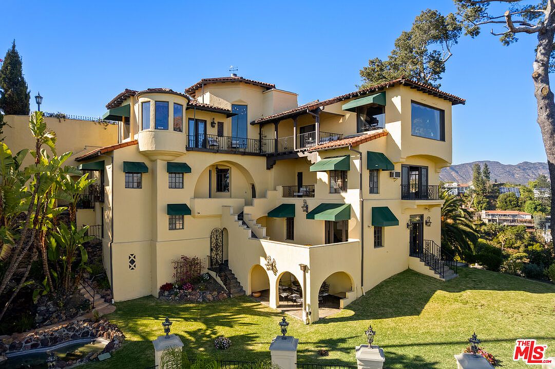 1929 Spanish Estate in Los Angeles, California, with Breathtaking City-to-Ocean Views and Unrivaled Hollywood Heritage