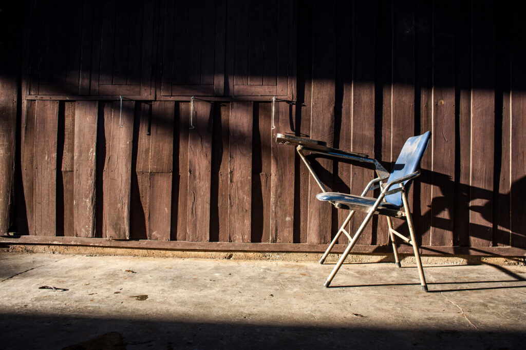 Choose Portable Or Foldable Furniture