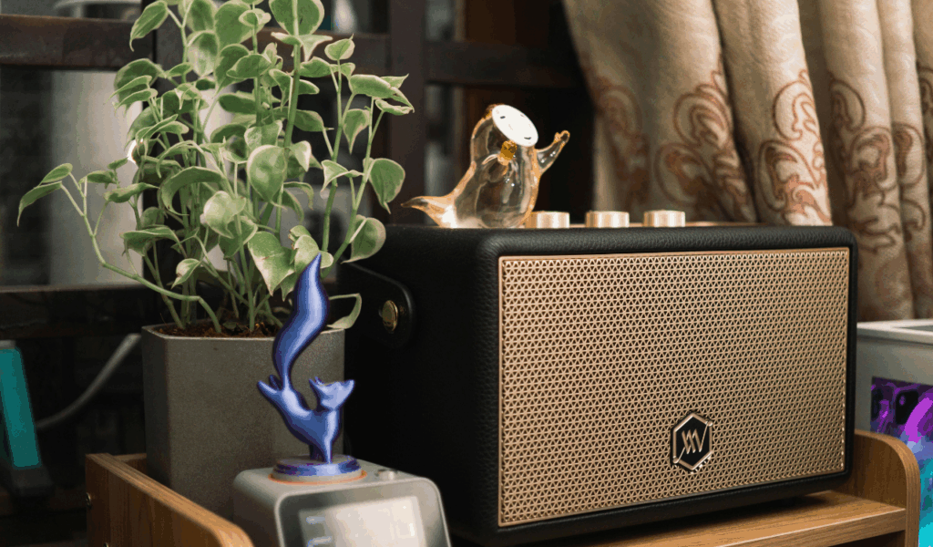 Open Shelving Packed with Décor