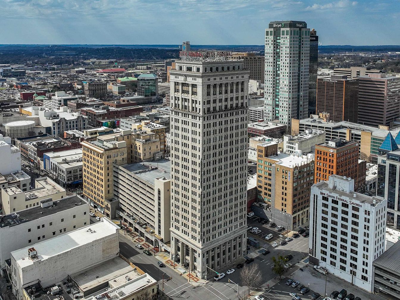 Luxurious 1913 Birmingham Penthouse in Alabama, Featuring a Grand Ballroom, Wrap-Around Balcony, and Unmatched City Views