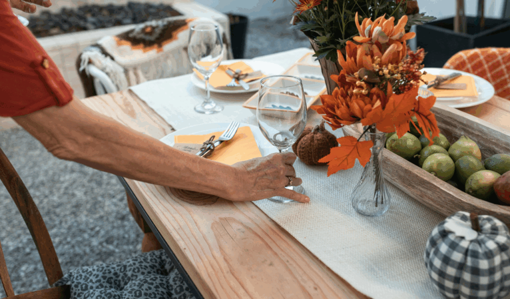 Specialty Seasonal Linens