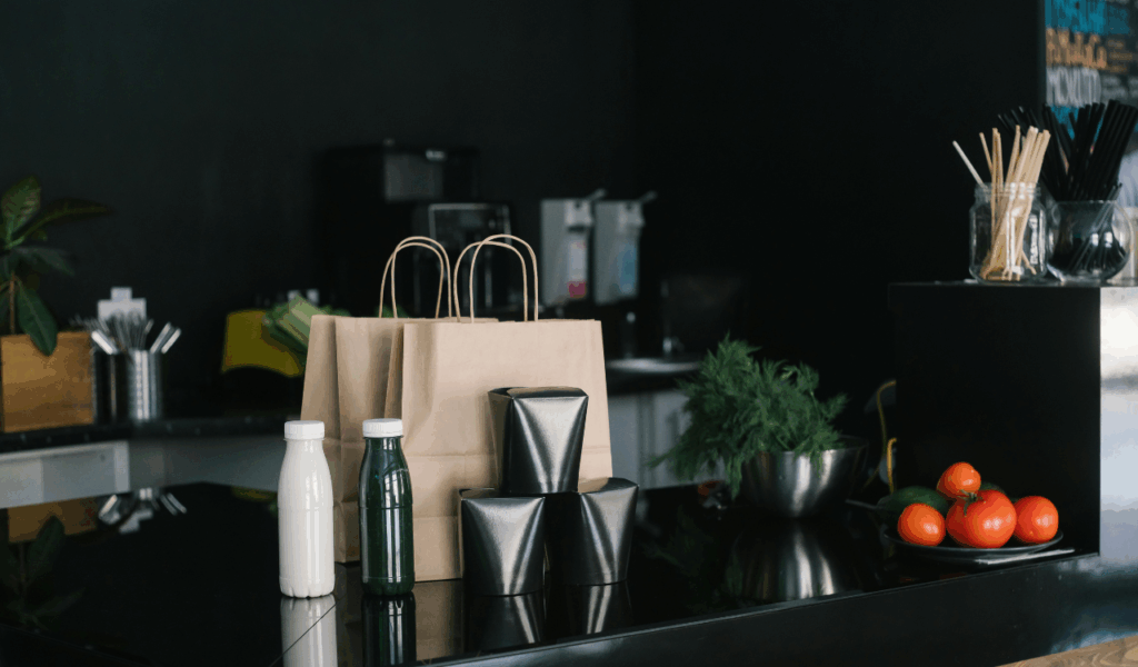 Takeout Focused Restaurants with Thanksgiving Meal Packages