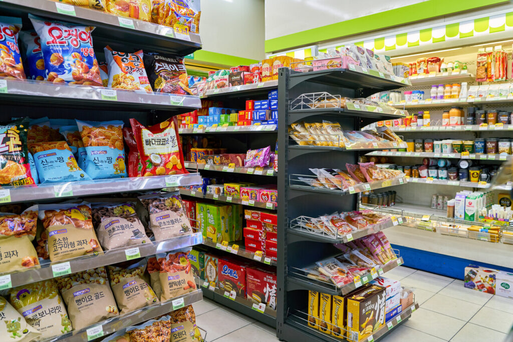 End-of-Aisle Snack Towers